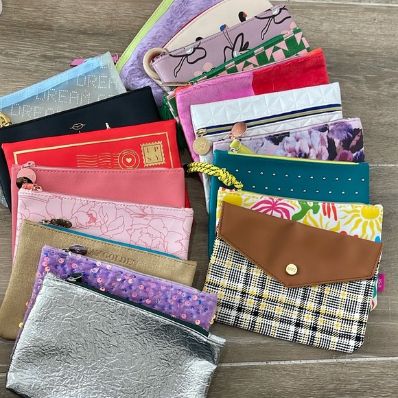 Rhinestone Bling Fringe Teardrop Dangle Earrings - Picture 4 of 4